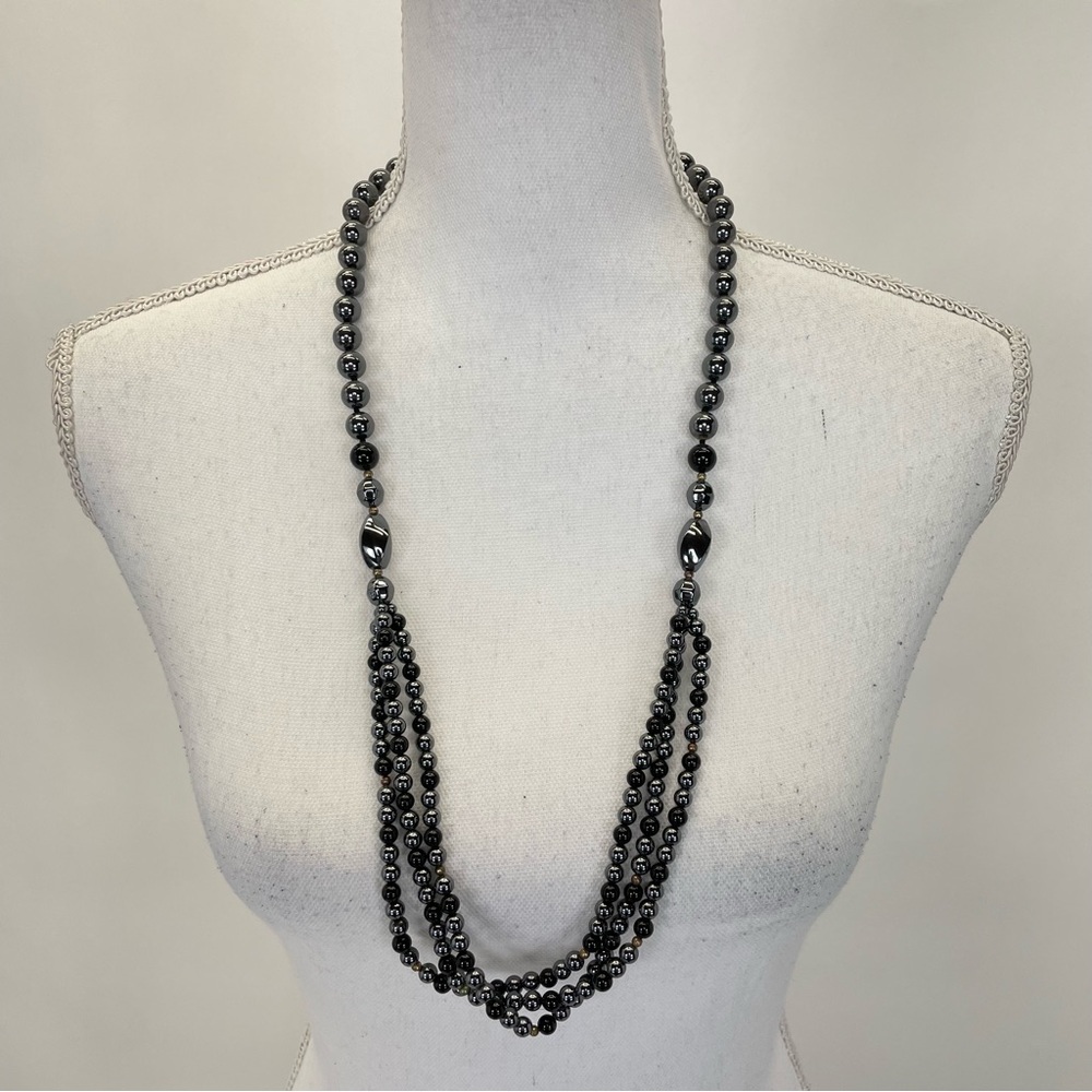 Glass Beaded Necklace Black/Silver